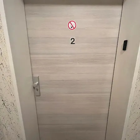 Apartment - Wohnung, 3 Schlafzimmer, Balkon - Kernsaniert!!!
