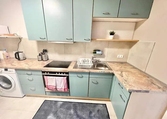 Lejlighed - Wohnung, 3 Schlafzimmer, Balkon - Kernsaniert!!! Paderborn